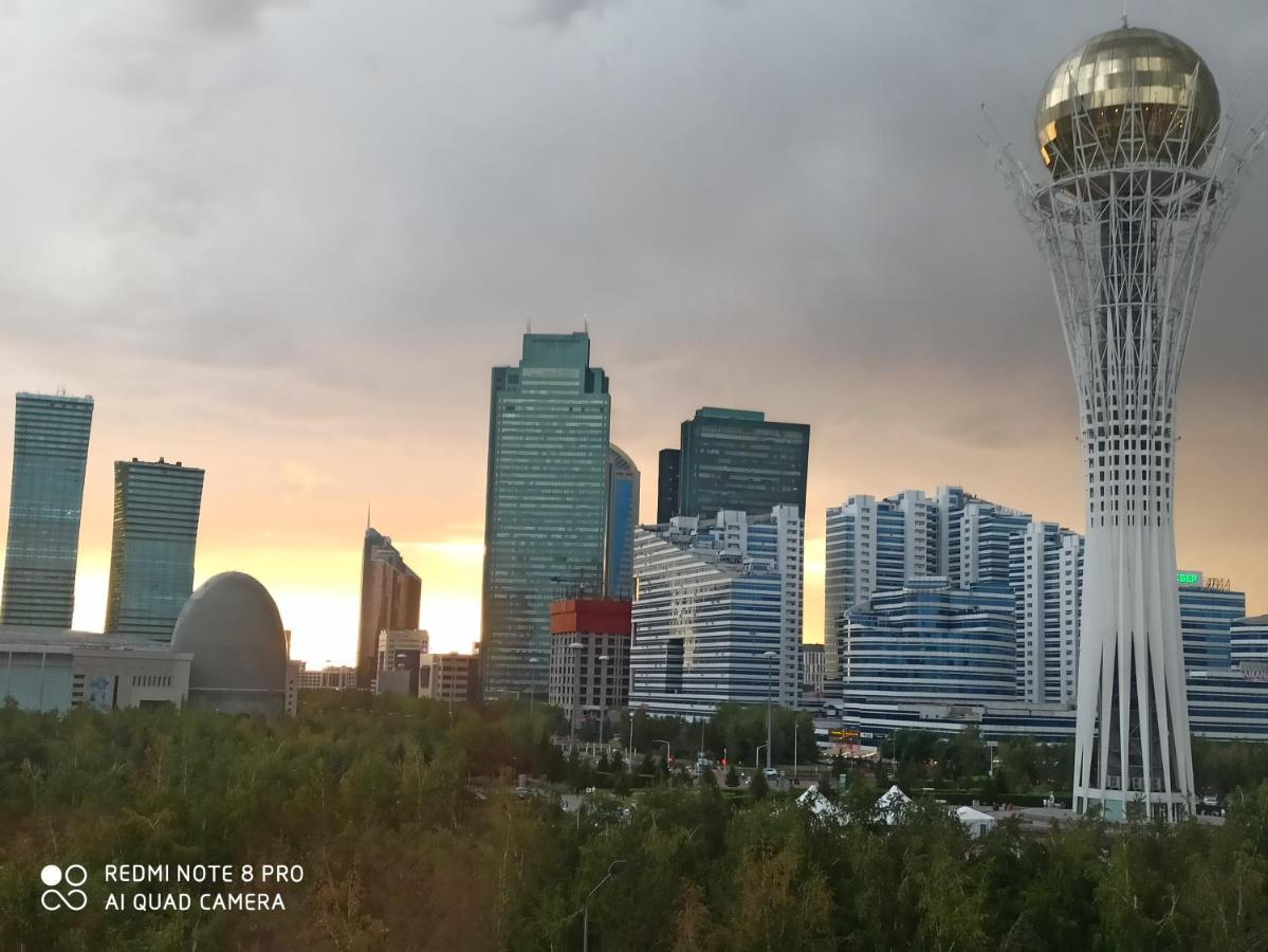 Апартаменты В Центре Левого Берега Astana Eksteriør bilde